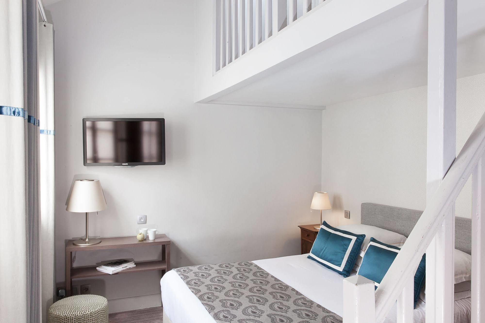 Hotel De La Place Du Louvre - Esprit De France Paryż Zewnętrze zdjęcie