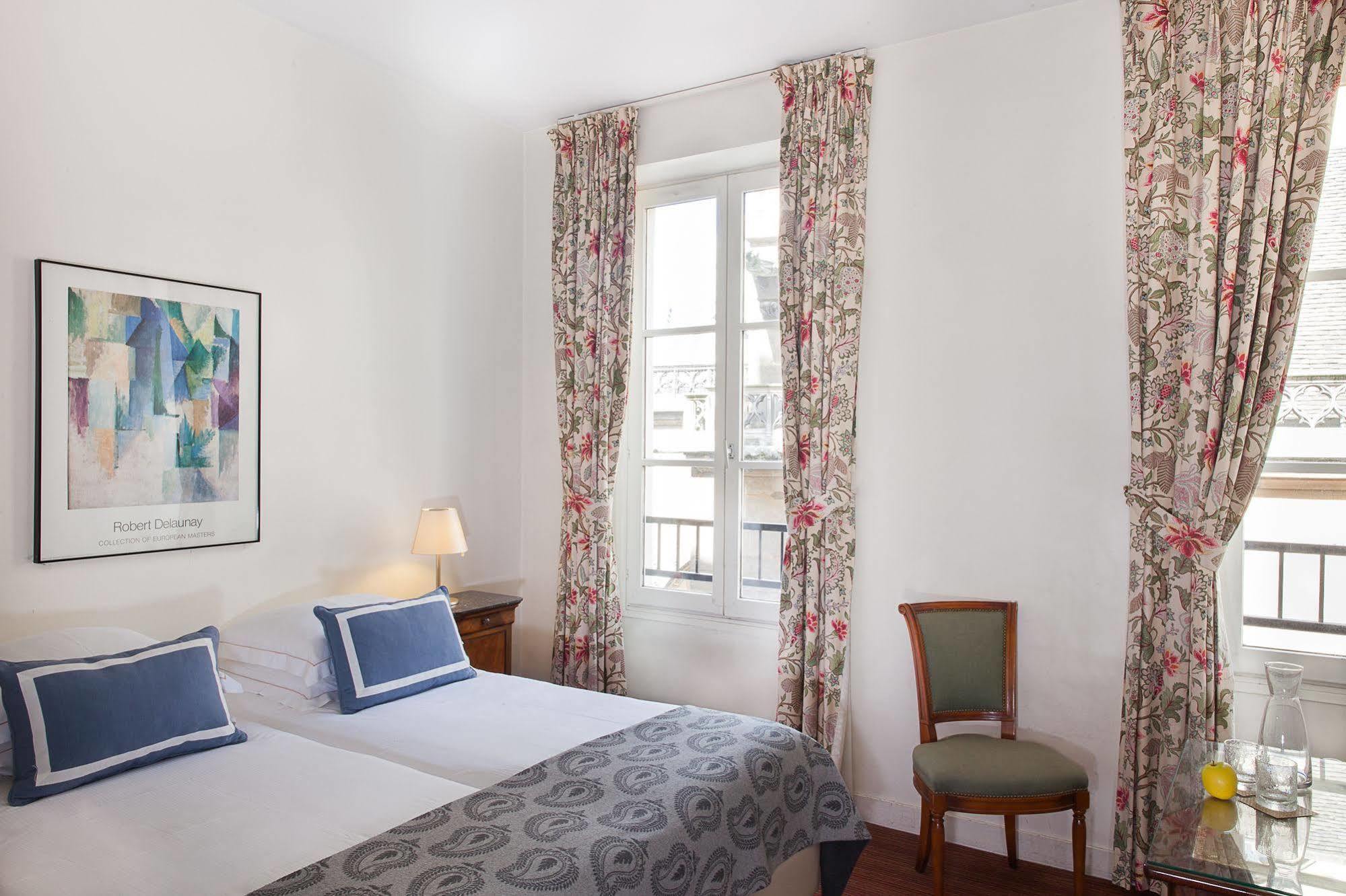 Hotel De La Place Du Louvre - Esprit De France Paryż Zewnętrze zdjęcie