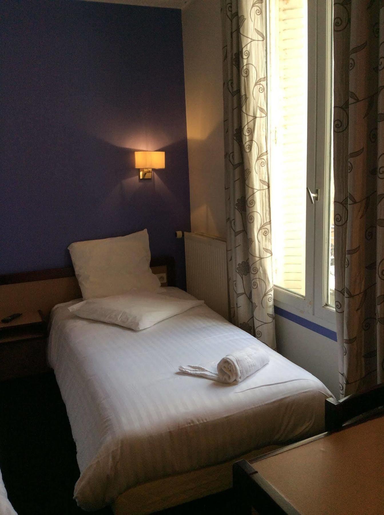 Hotel De La Place Du Louvre - Esprit De France Paryż Zewnętrze zdjęcie