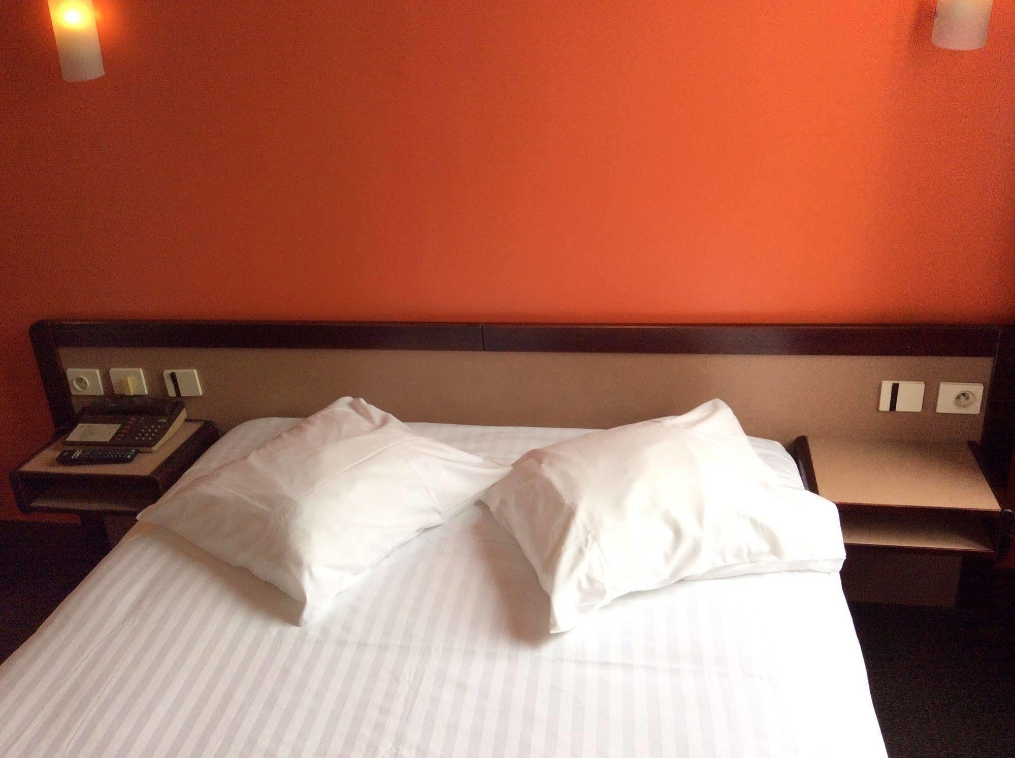 Hotel De La Place Du Louvre - Esprit De France Paryż Zewnętrze zdjęcie