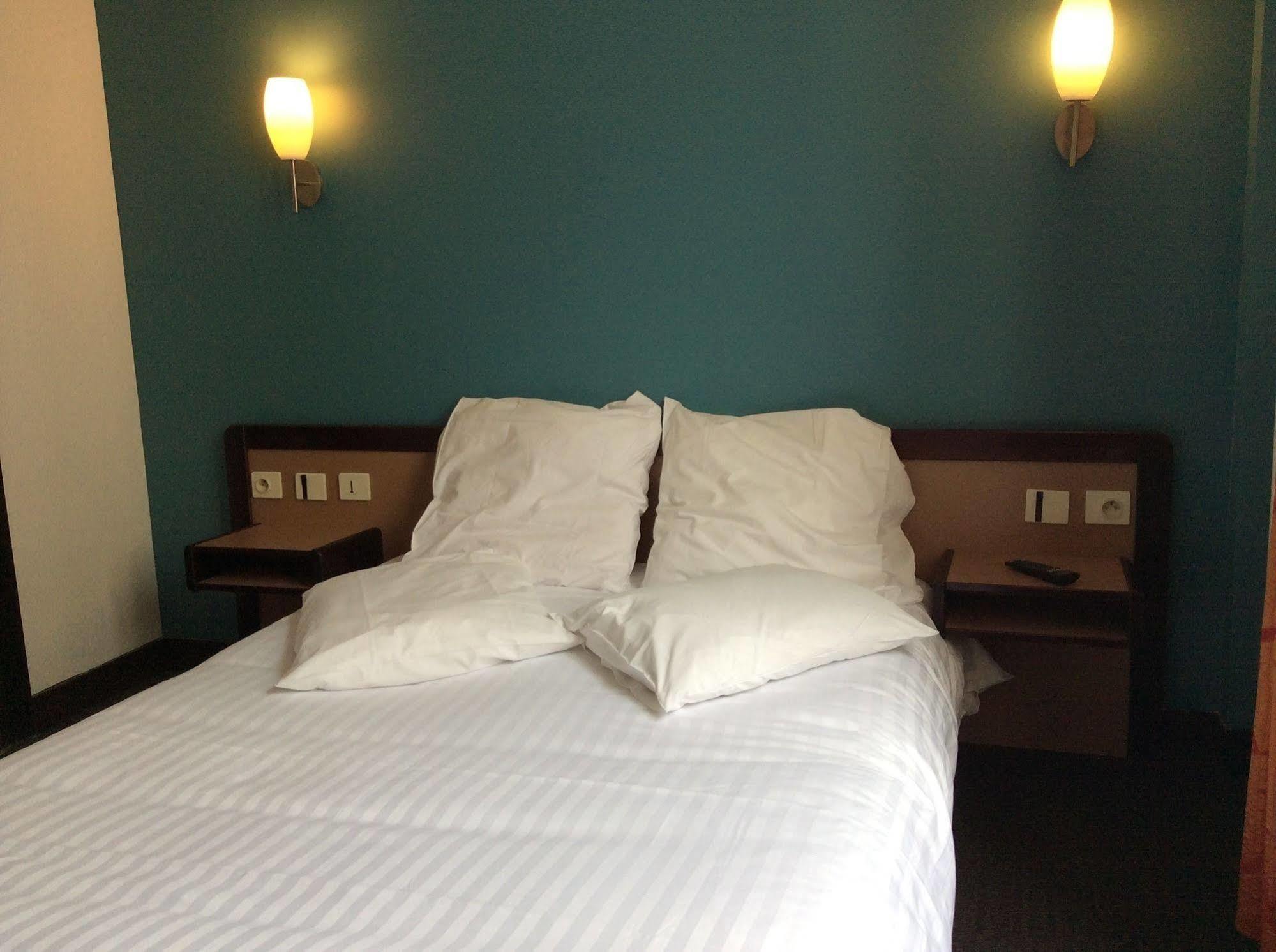 Hotel De La Place Du Louvre - Esprit De France Paryż Zewnętrze zdjęcie
